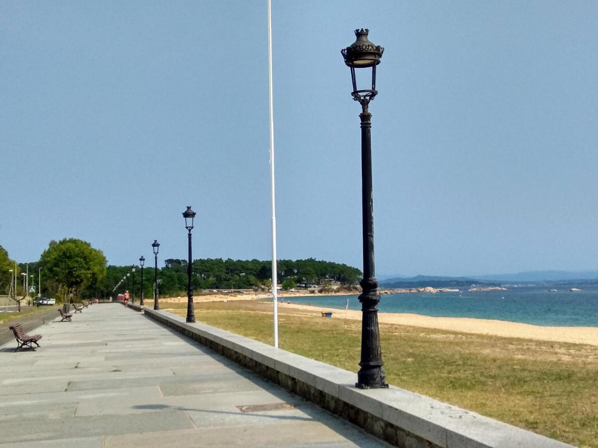 Rias Baixas En Ribeira Piso Centrico Con Parking Y Wifi Apartment Luaran gambar