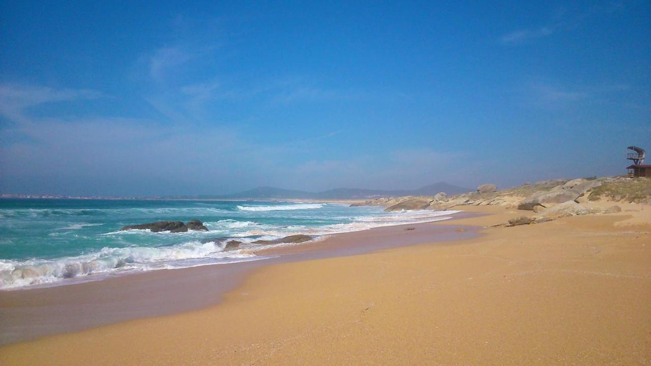 Rias Baixas En Ribeira Piso Centrico Con Parking Y Wifi Apartment Luaran gambar